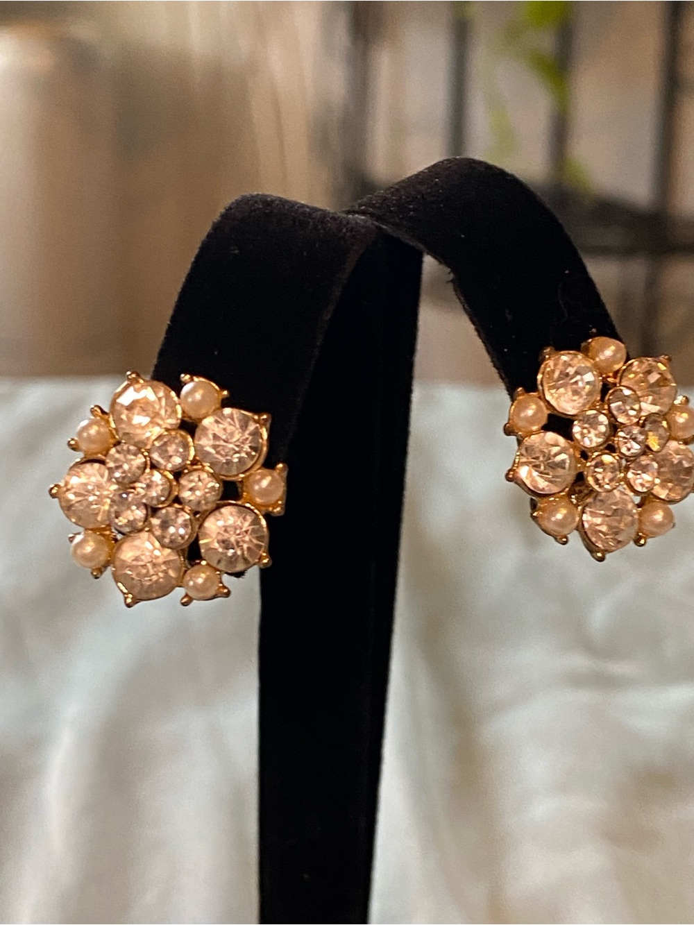 FASHION RHINESTONE CLIP ON EARRINGS - Picture 14 of 16